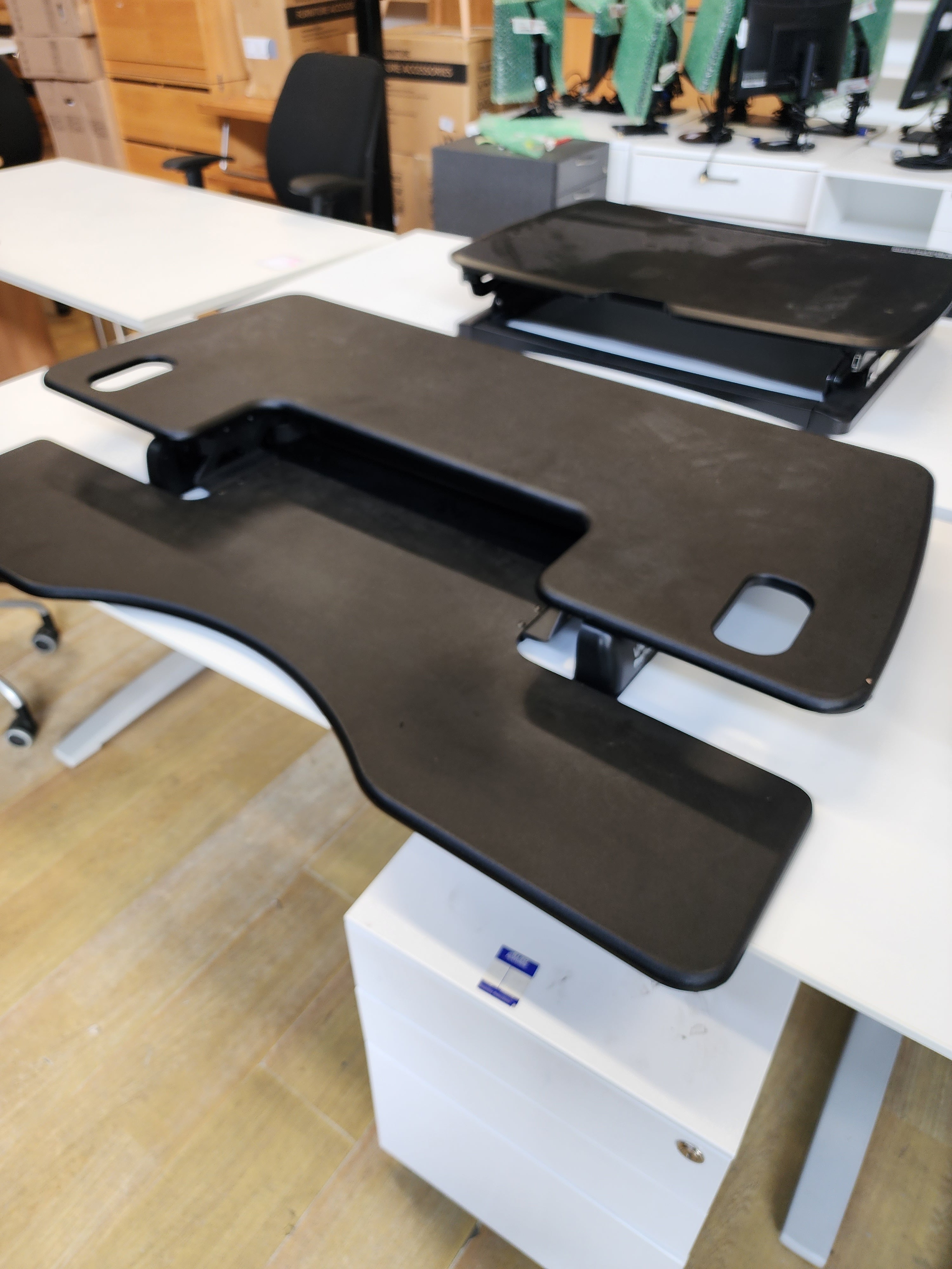 Adjustable-Veri desk-Black