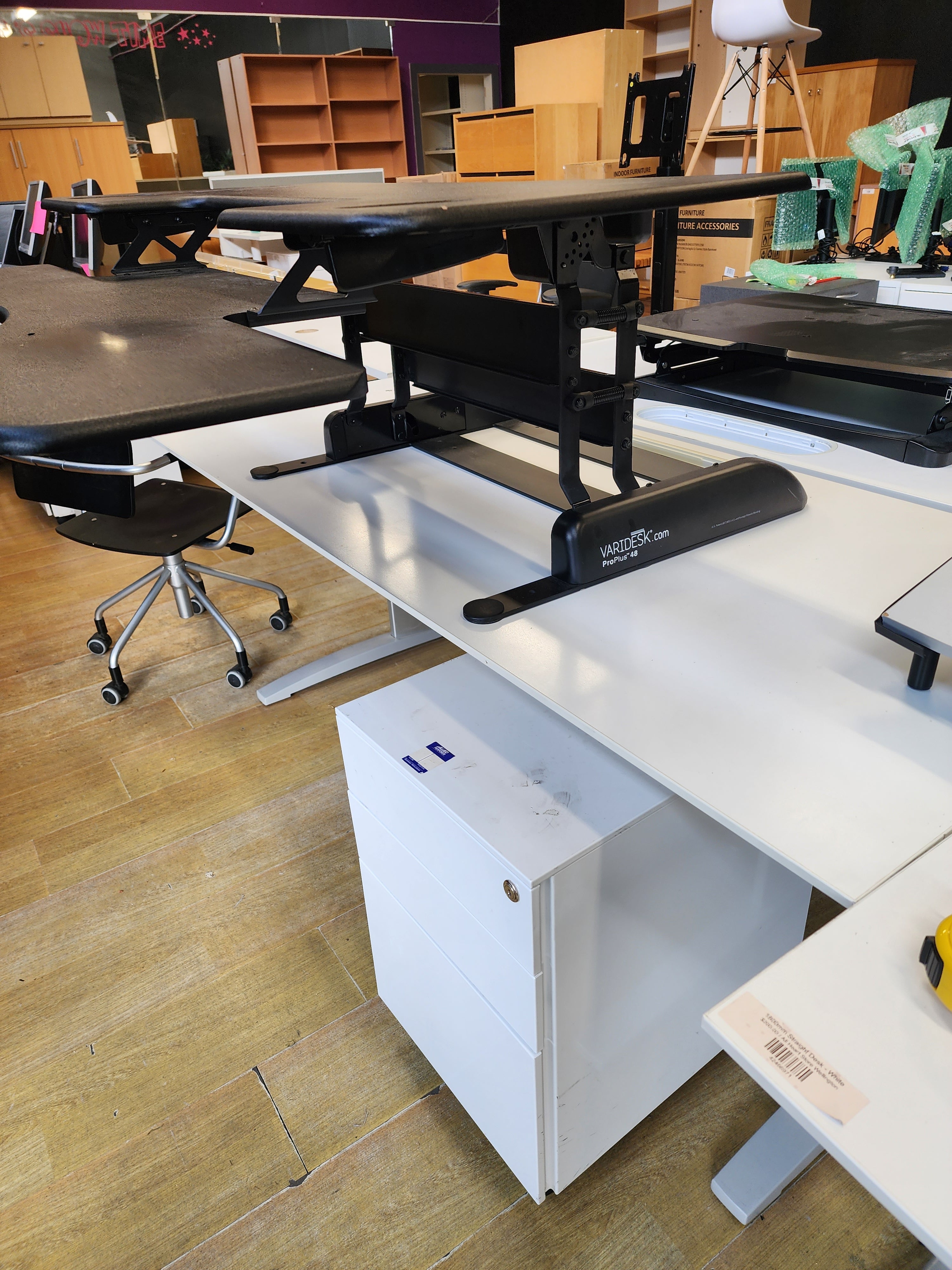 Adjustable-Veri desk-Black