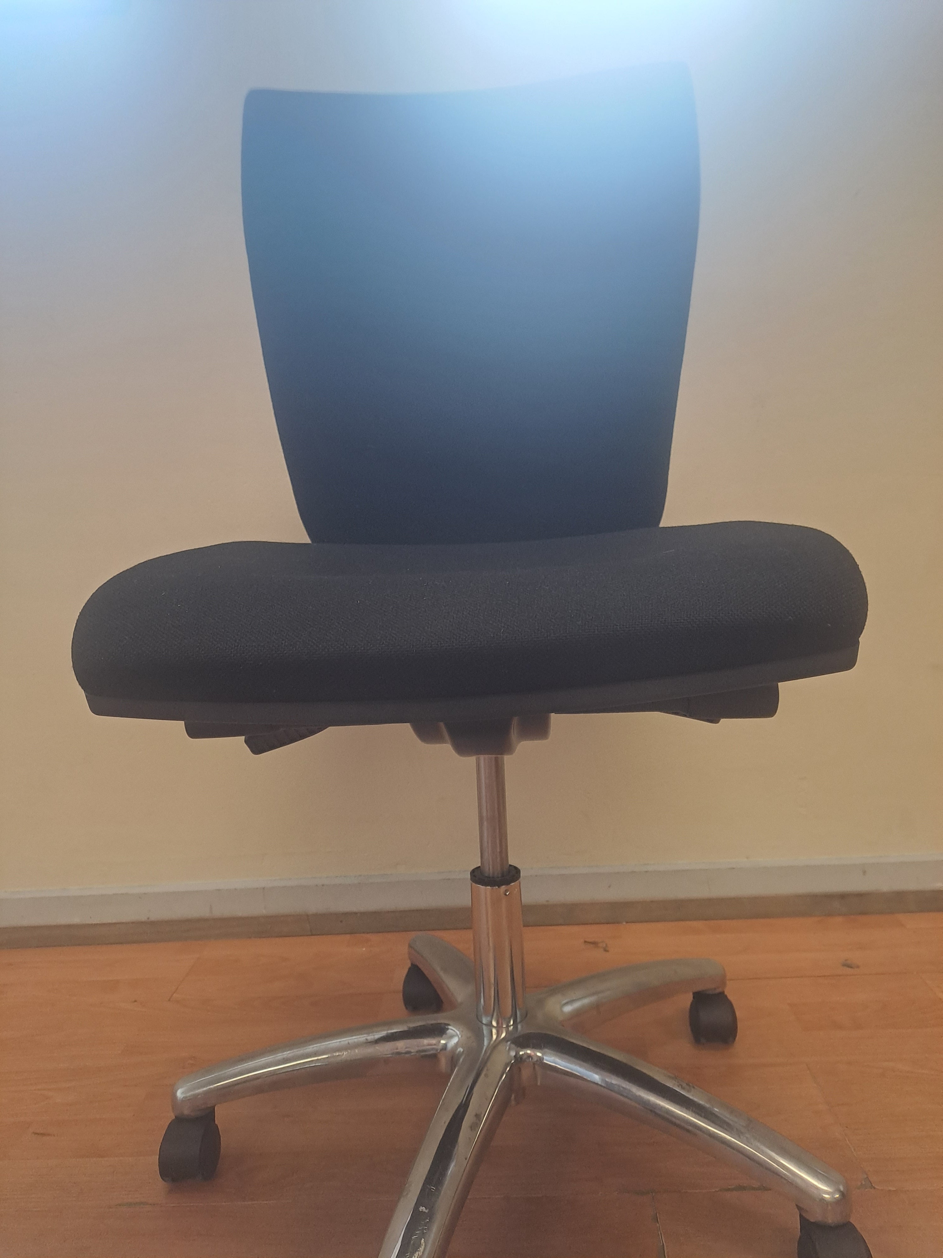 2Lever Chair-Black