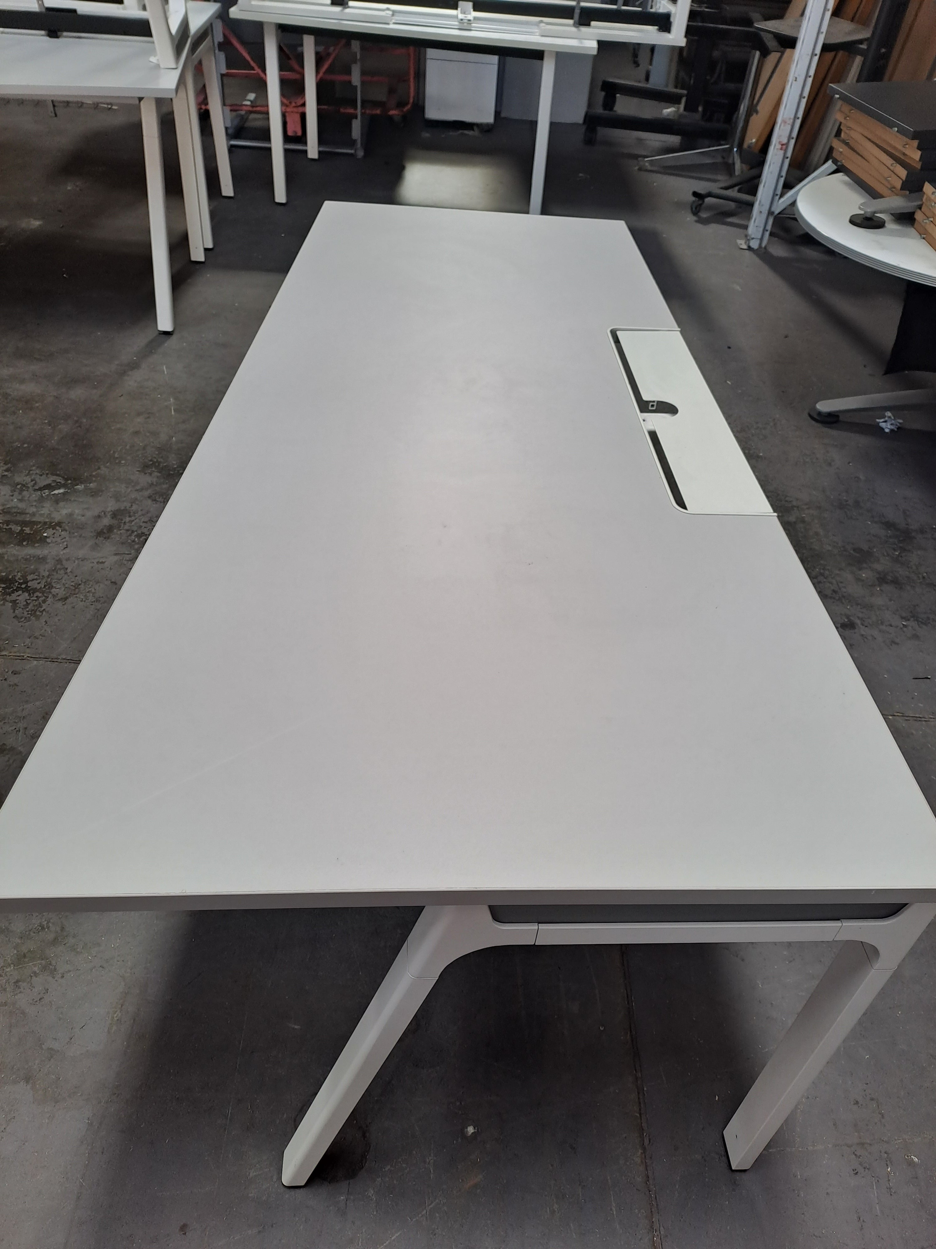 Angle Desk-Gray