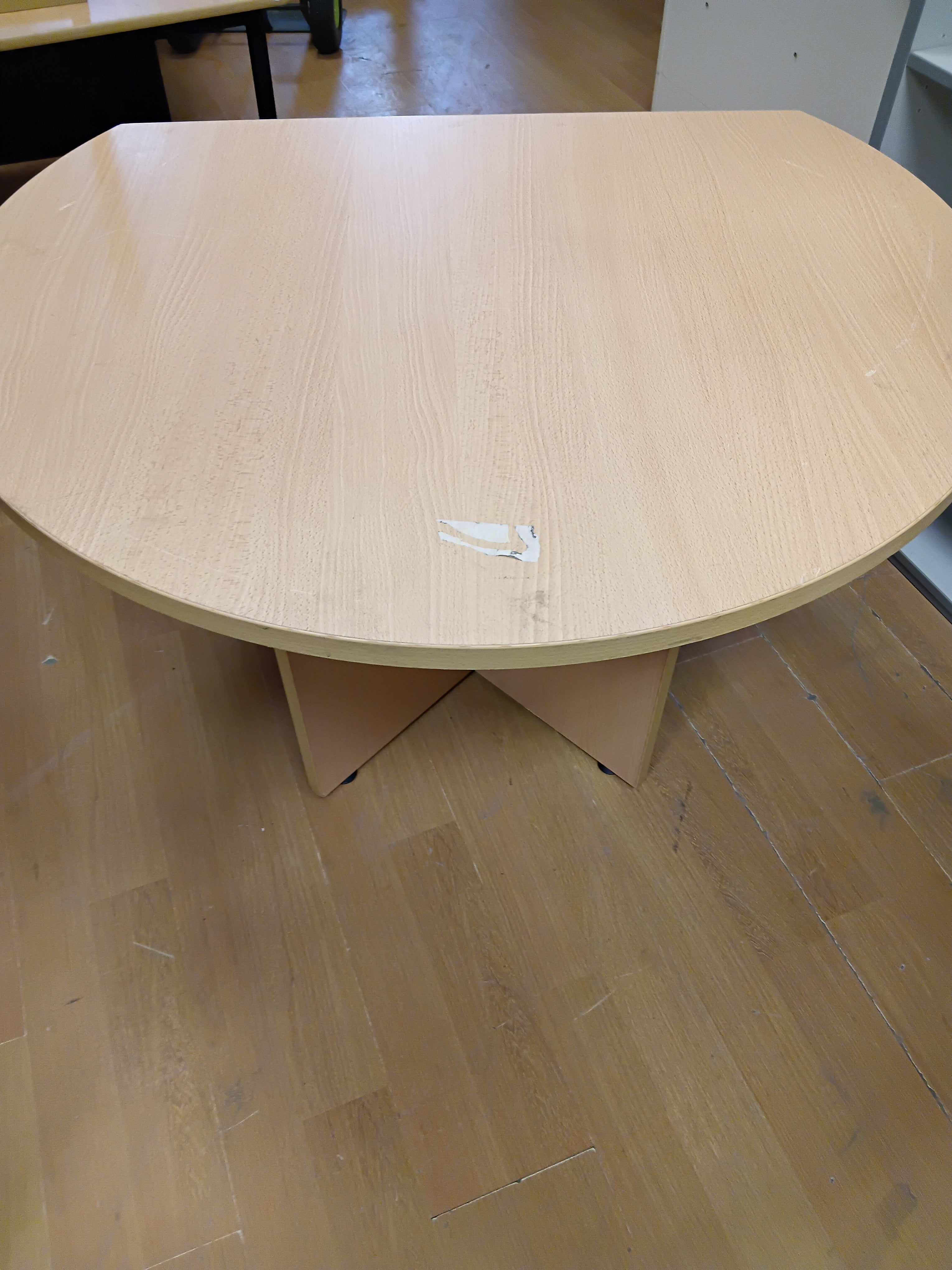 Round Table-Brown