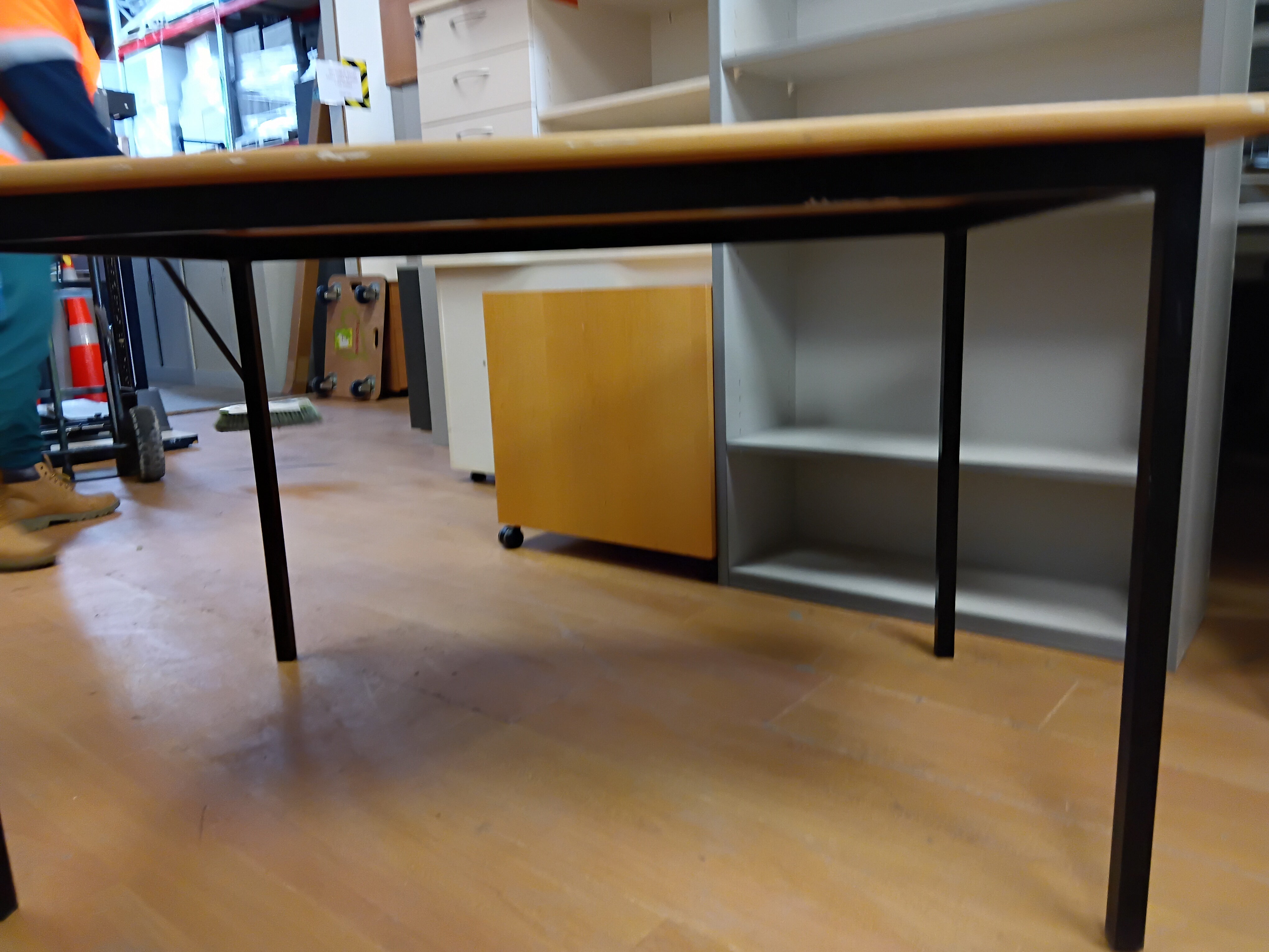 Table-Veneer