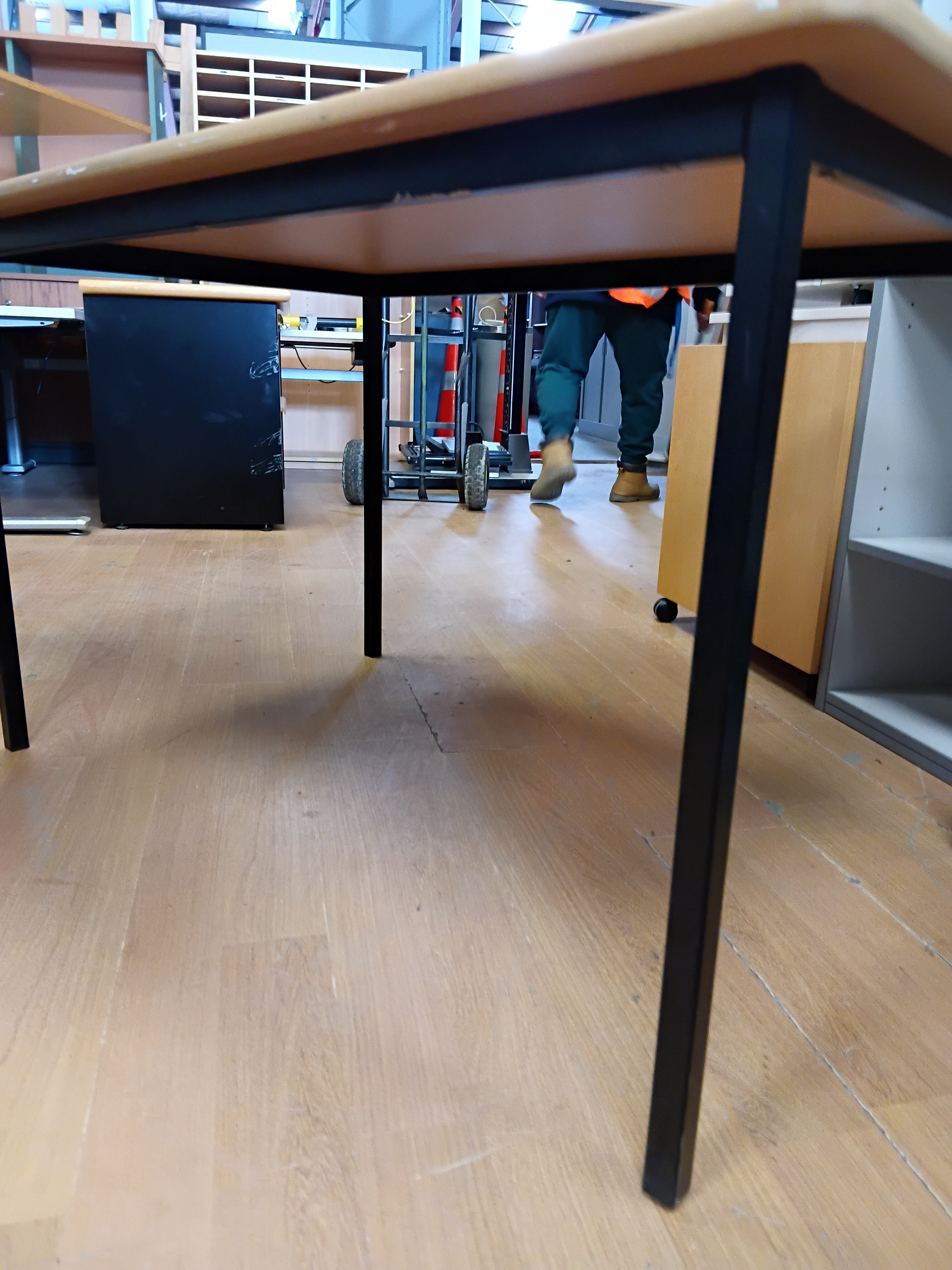 Table-Veneer