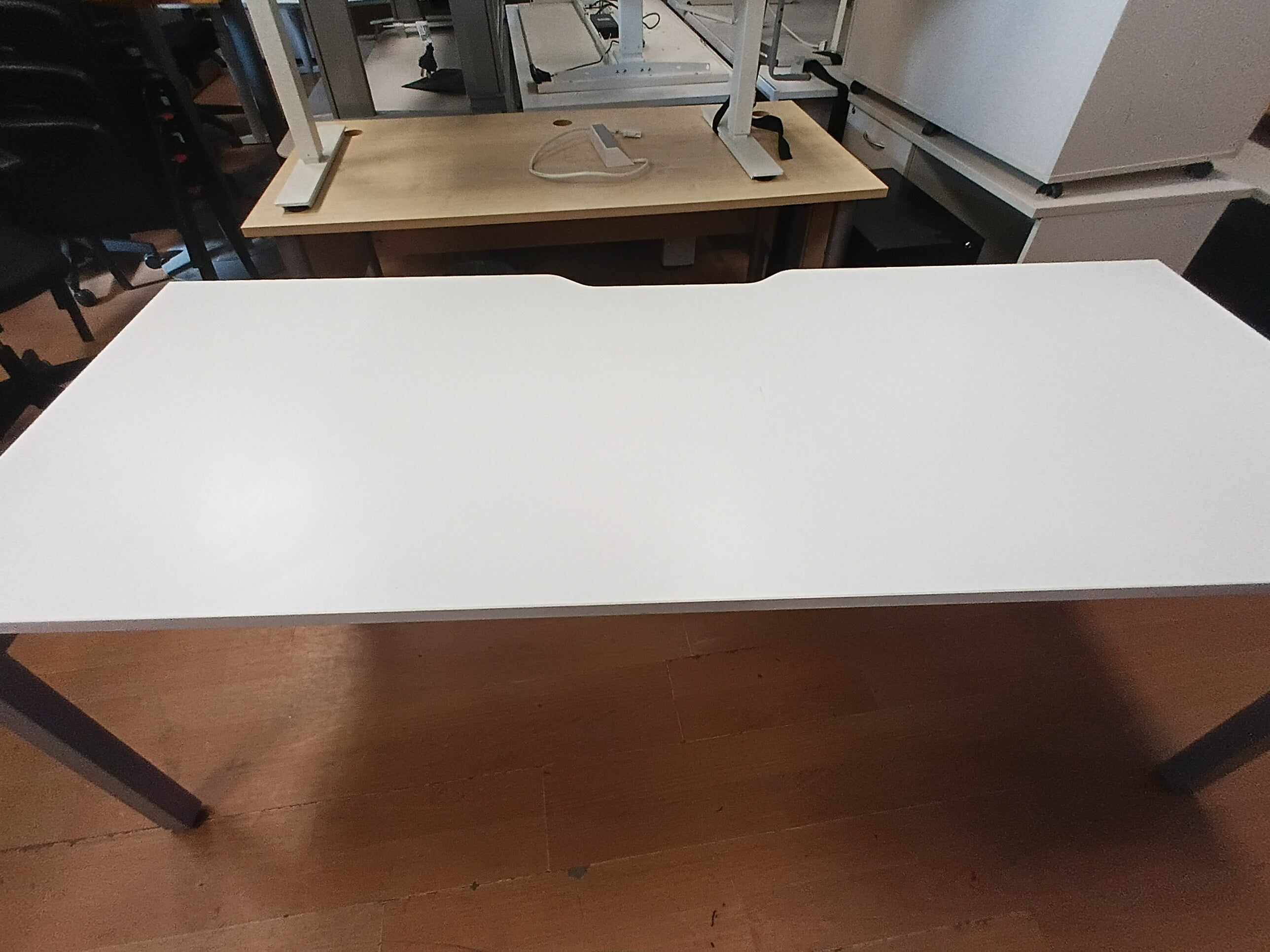 2000mm Desk-White