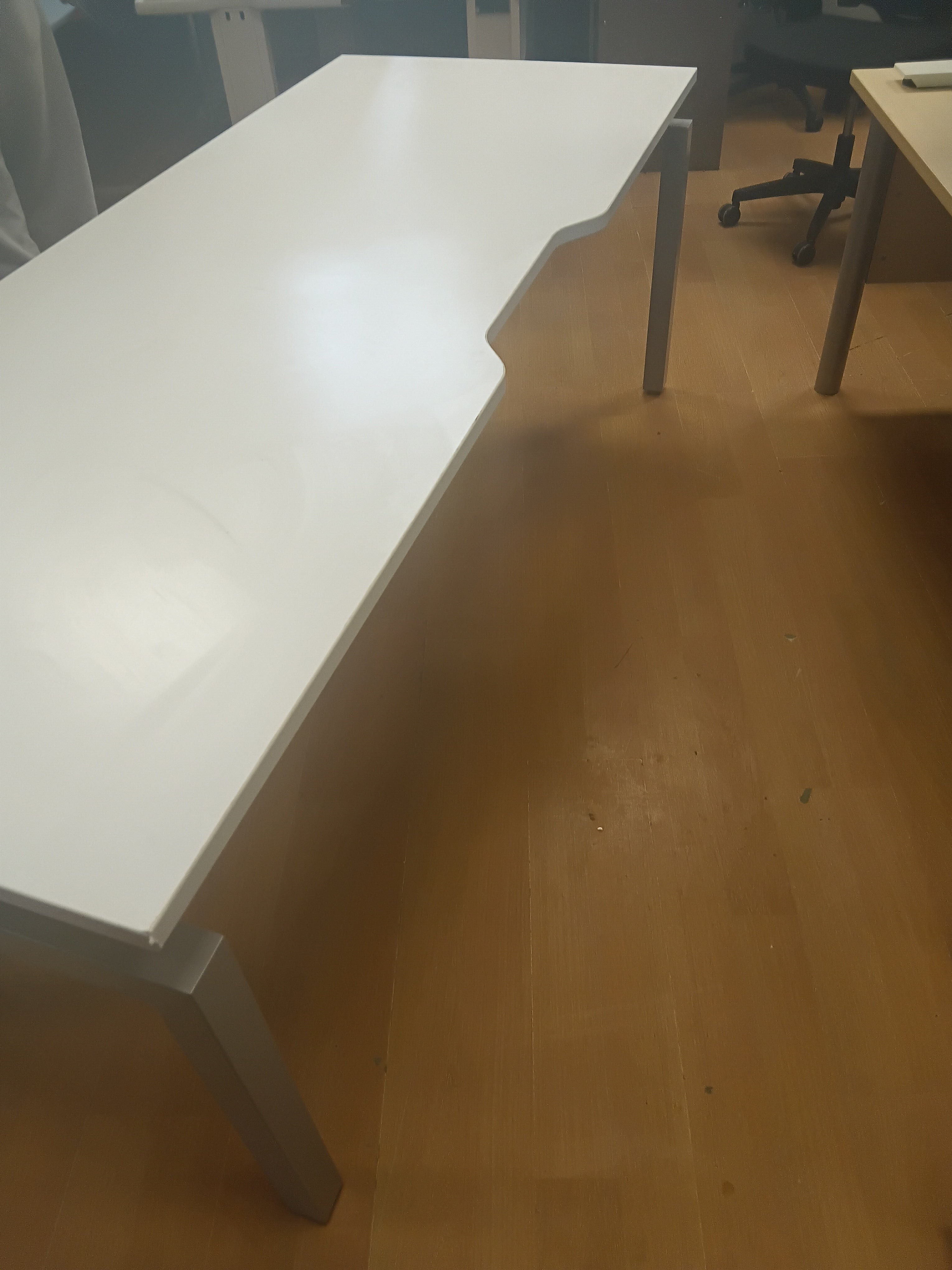 2000mm Desk-White