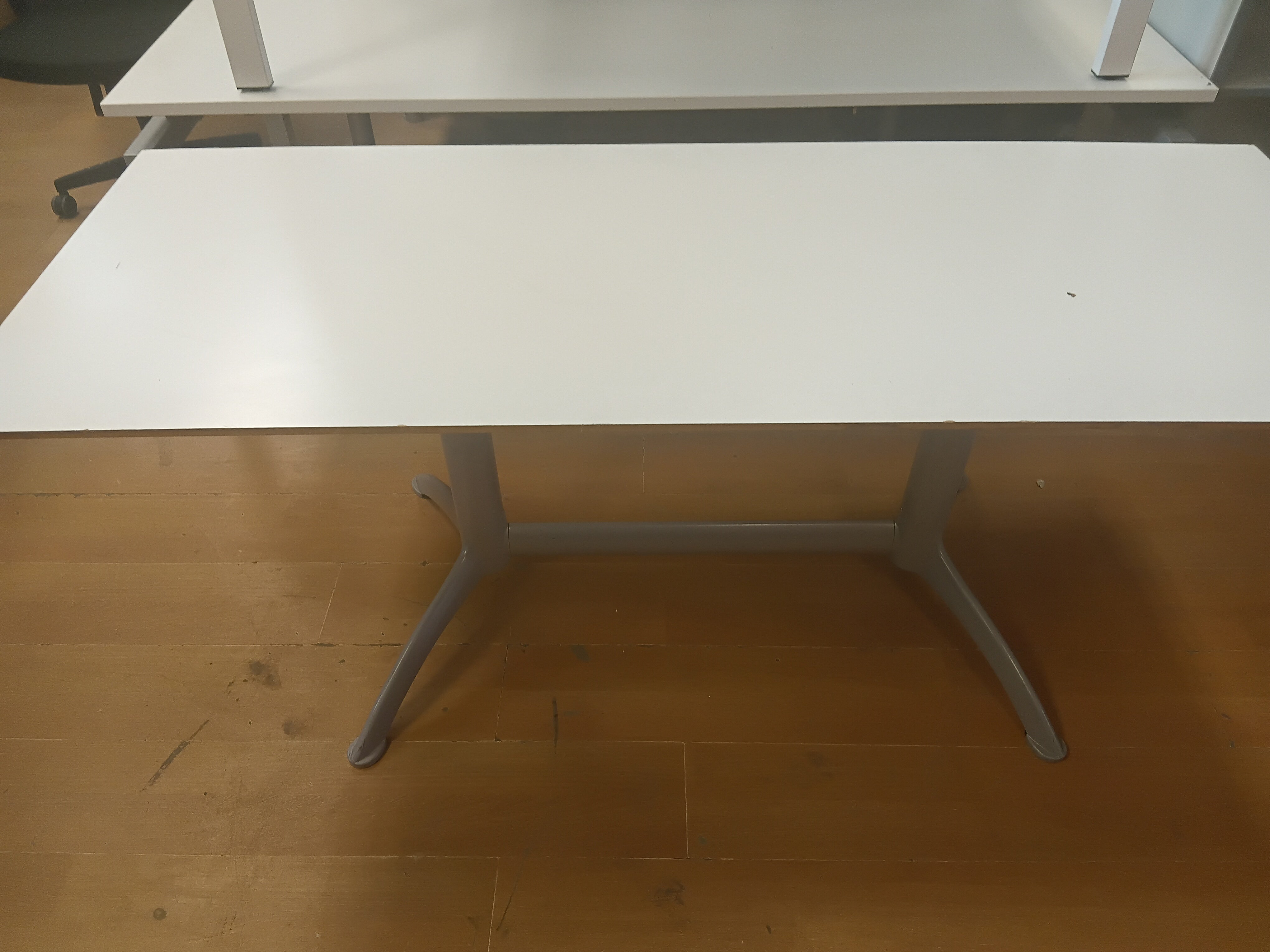 Table-Off Whit