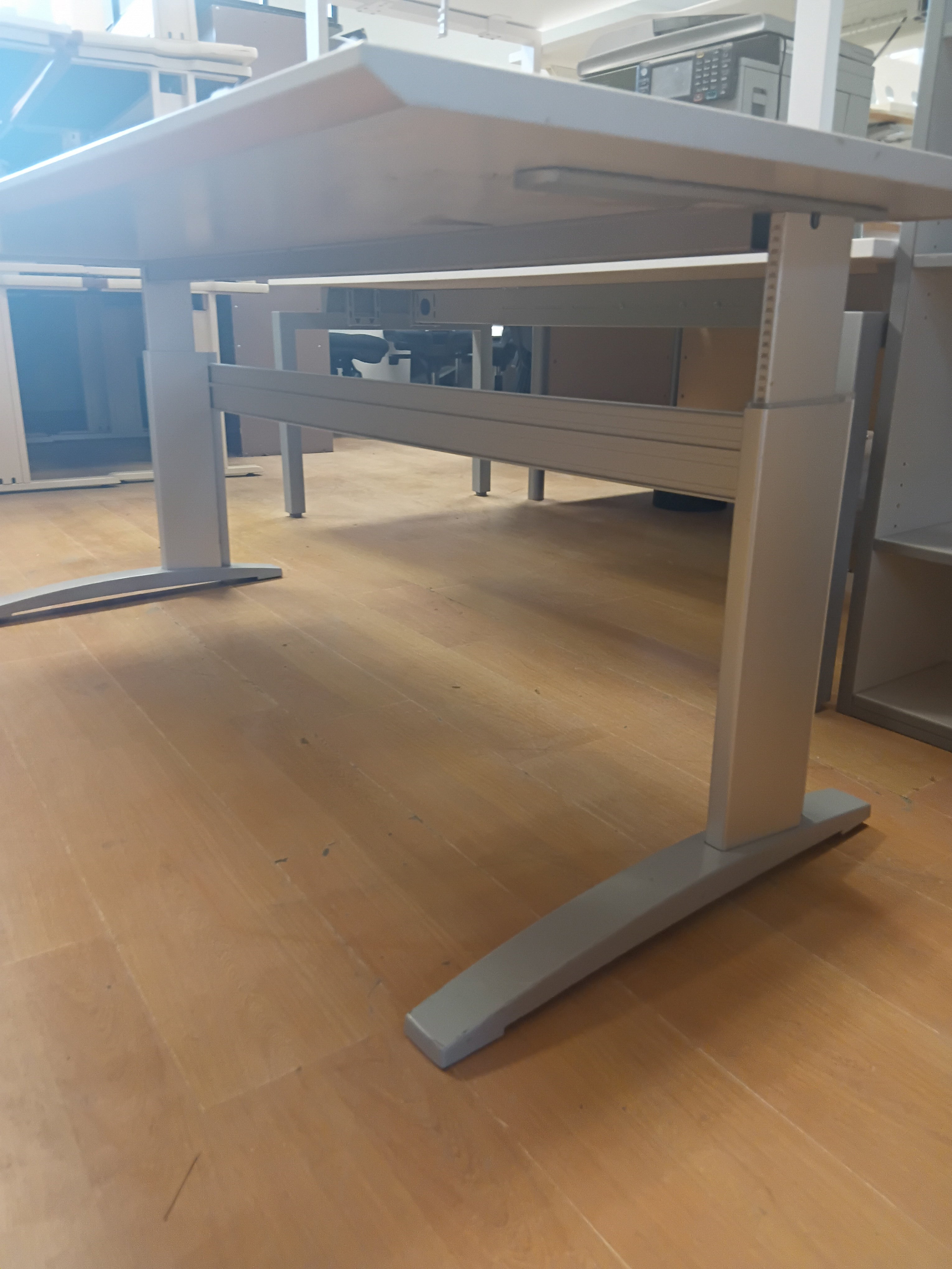Allen Key Adjust Desk-Gray