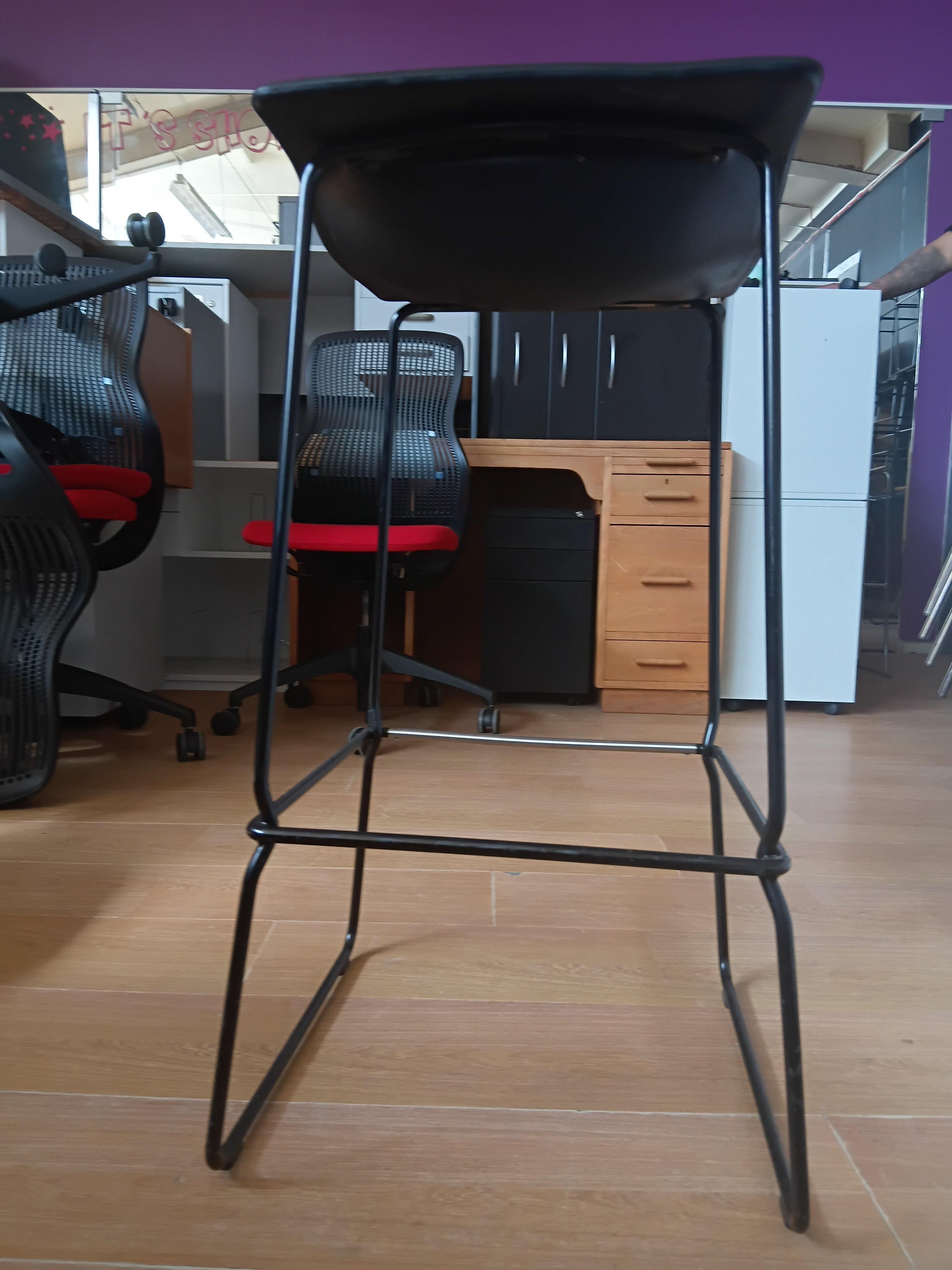 Last Minute Stool-Viccarbe